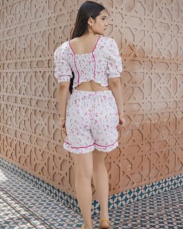 Shorts & crop top